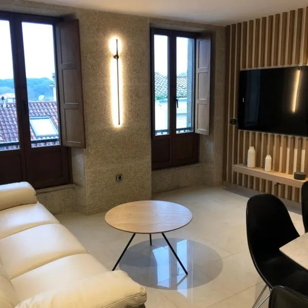 Luxury Apartment with Jacuzzi, hotel in Santiago de Compostela