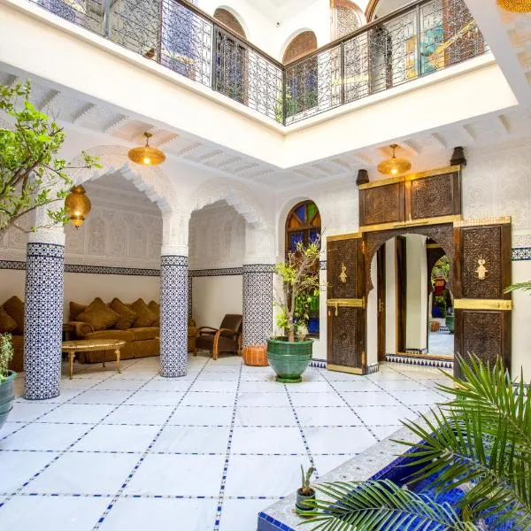 Riad La Vie, hotel em El Harkat