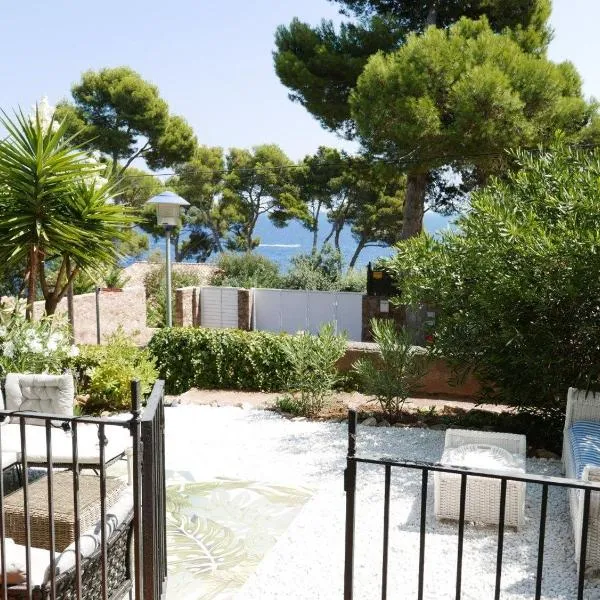 Apartament al Golfet de Calella de Palafrugell, hotel a Calella de Palafrugell