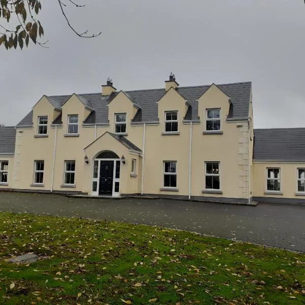 Single or Twin Room in Lovely Country Residence, hotel in Drumcondra