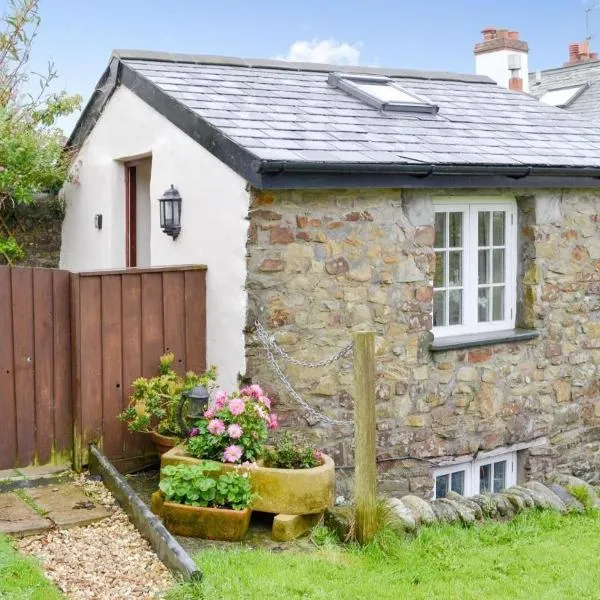 Coastal cottage 'The Garden Cottage ', hotel in Clovelly