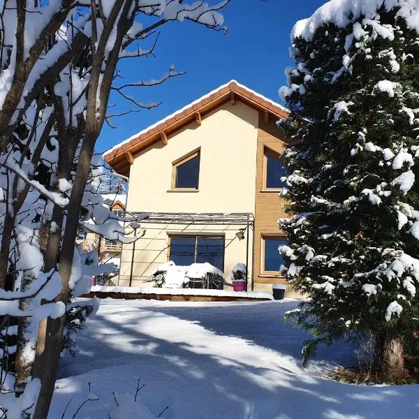 Belle villa calme à la montagne, hotel di Saint-Michel-de-Chaillol