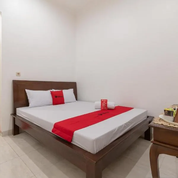 RedDoorz Syariah near Summarecon Mall Bekasi, hotel v destinaci Kayuringin