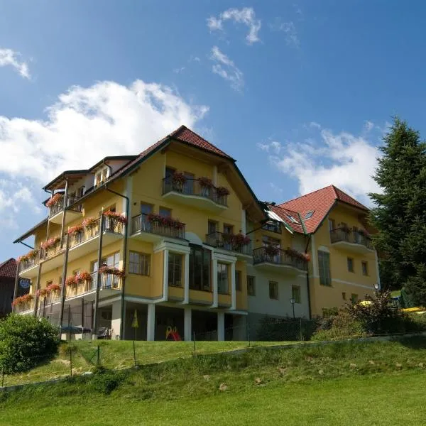 Wildwiesenhof, hotel in Miesenbach