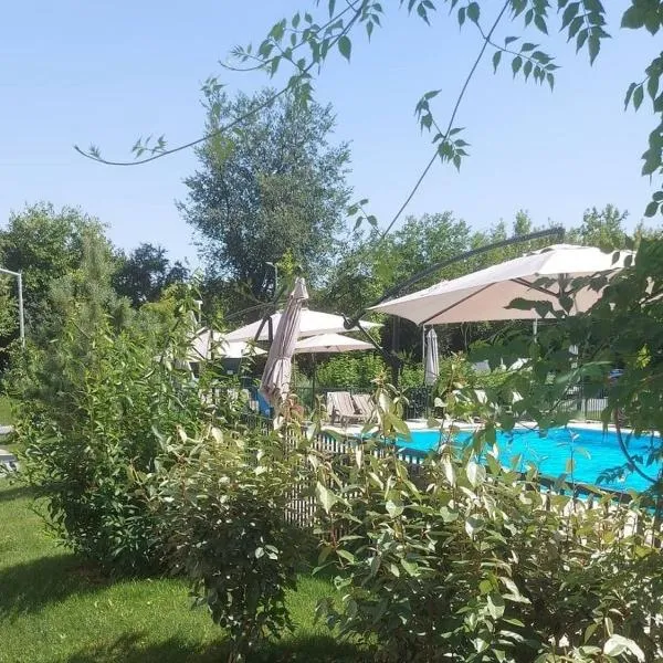 Holiday Resort Apartment, hotel v Bukurešti
