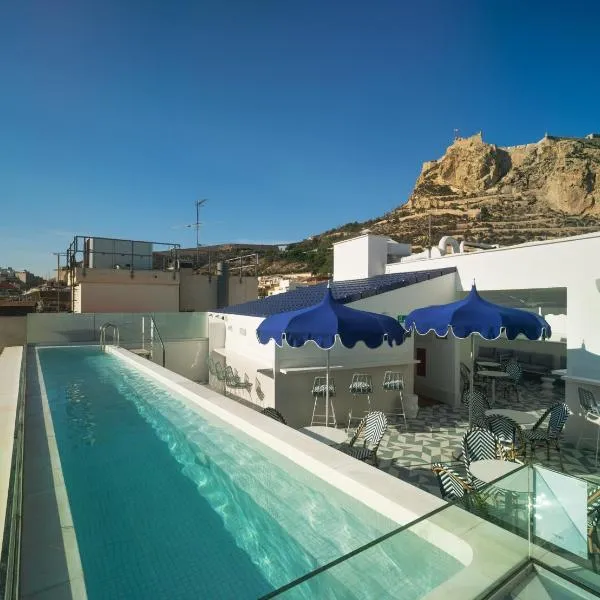 Dormirdcine Alicante, hotel in Alicante