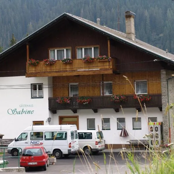 Appartementhaus Sabine: Obertilliach şehrinde bir otel