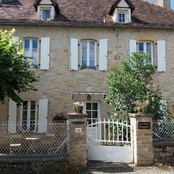 Les Trois Prunelles, hotel in Espagnac-Sainte-Eulalie