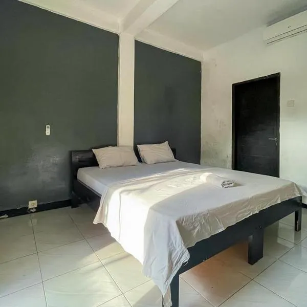 711 Gili Trawangan Mitra RedDoorz, hotel in Gili Meno