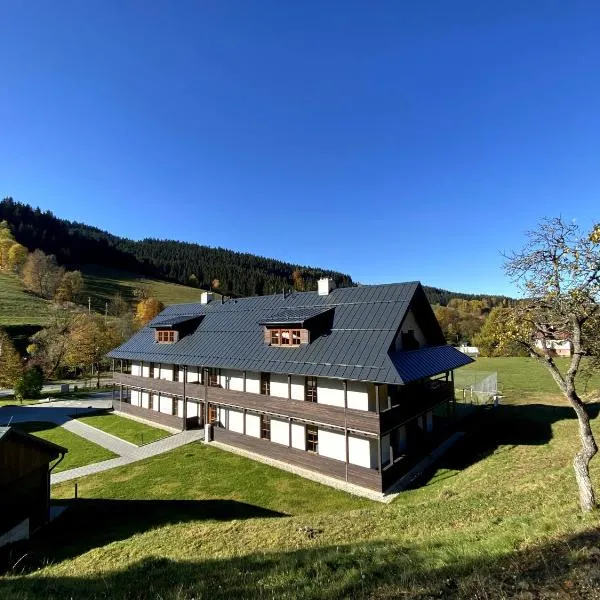 Polanský Dvůr, hotel ve Velkých Karlovicích