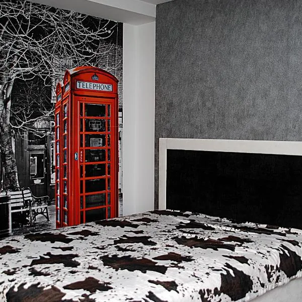 Немного Лондона в центре Чернигова, hotel in Chernihiv