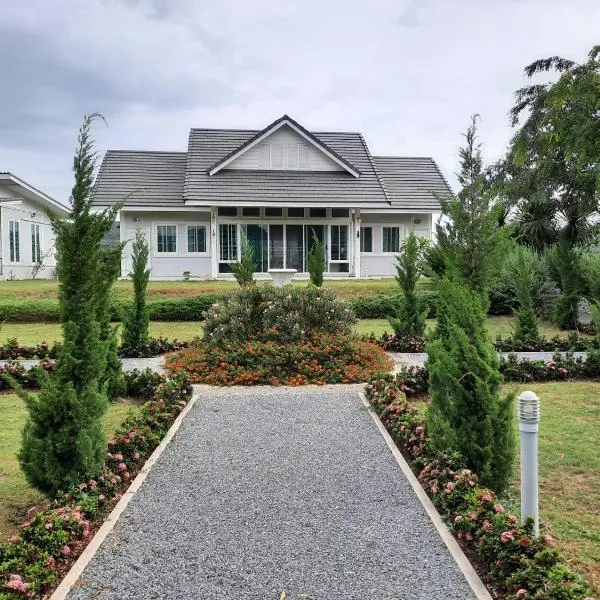 Baan Klang Khao Mountain Viewบ้านกลางเขา เมาเทนวิว – hotel w mieście Nong Nam Daeng