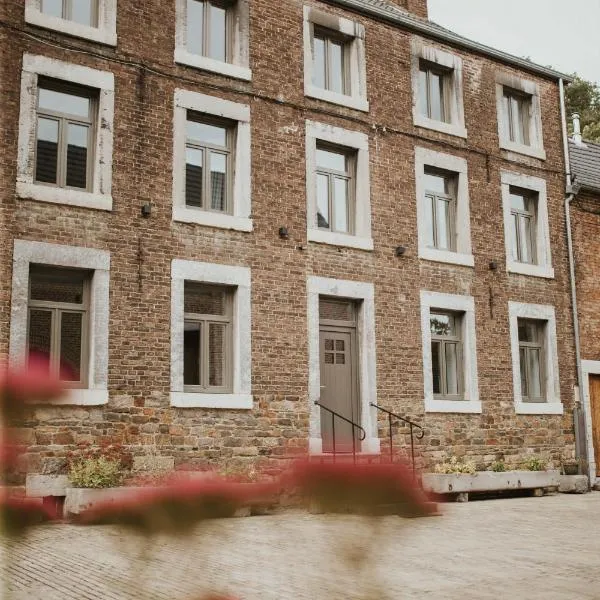 Le Mayou, hotel v destinaci Mortroux