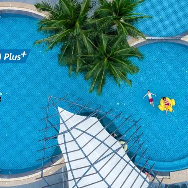 R-Mar Resort and Spa - SHA Plus, hótel í Amphoe Thalang