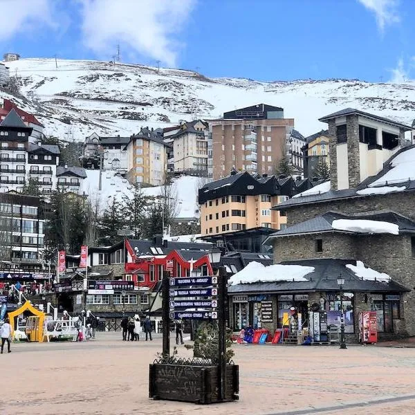 TODOSIERRANEVADA ZONA BAJA - APARTAMENTOS DE 4 DORMITORIOS - Junto a los Telecabinas, hotel in Sierra Nevada