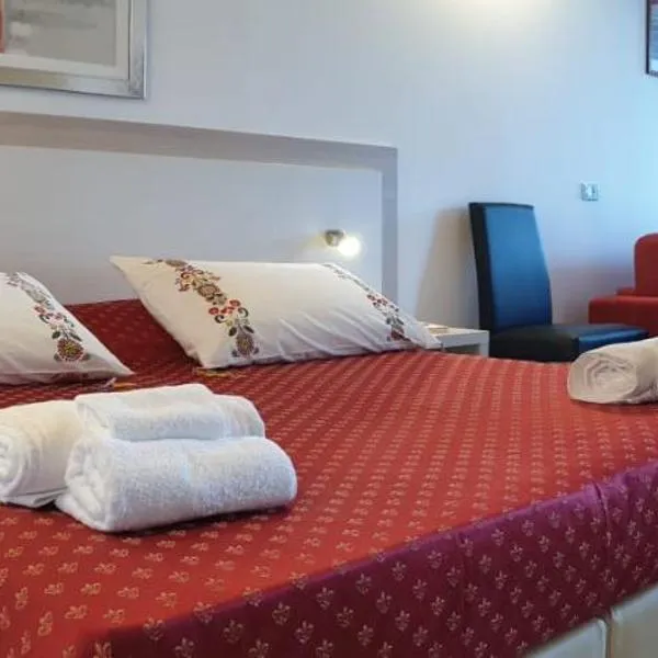 IL SOLE NEL MARE - Lido di Volano – hotel w mieście Comacchio
