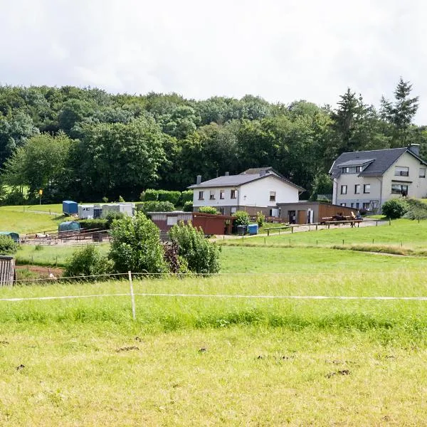 Ferienwohnung Roderath, hotel v destinaci Nettersheim