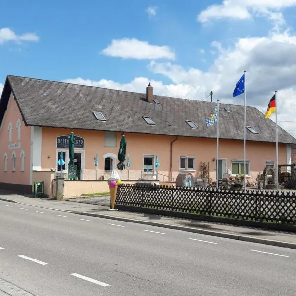 "Nesthocker" Café-Snackbar-Pension-Bauwagencamp, hotel in Peterswörth