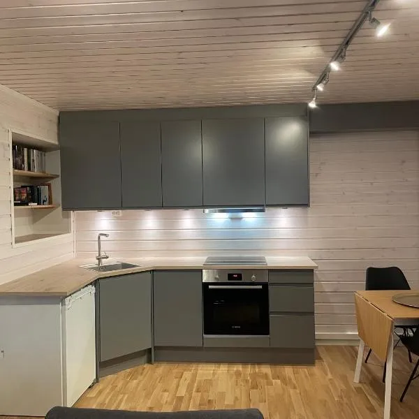 Spacious 50 sqm apartment close to city centre!, hotel in Tromsø