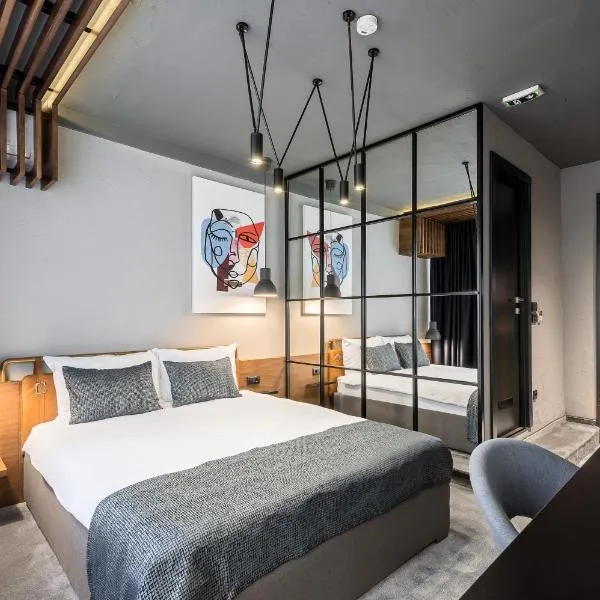 7 Rooms Suites, ξενοδοχείο στο Βελιγράδι