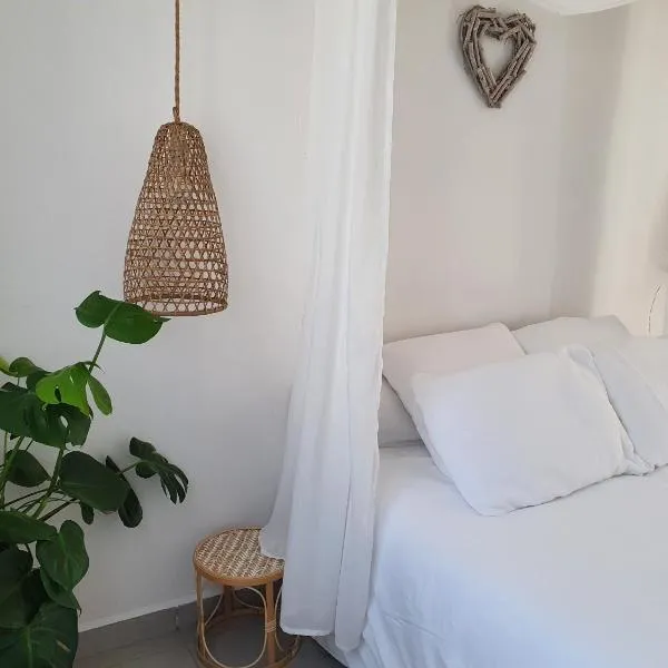 Une Nuit à Bali - Appartement cocooning, hotel in Solliès-Toucas