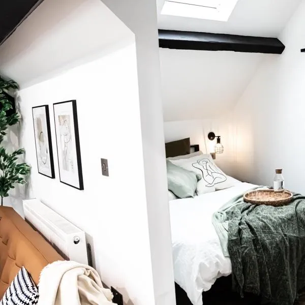 Urban Loft Apartment • 1 Bedroom • Manchester, Hotel in Ashton-under-Lyne
