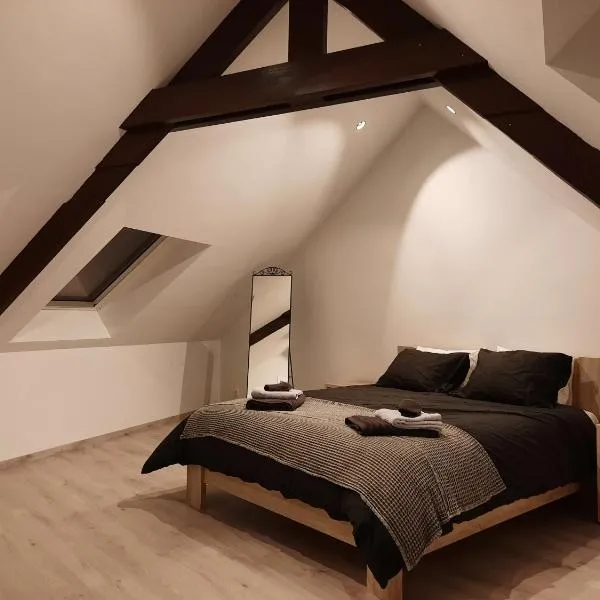 Duplex appartement 4-6 pers La Traction Avant, hotel en Ostende