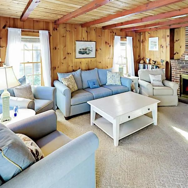 Cape Beach Bungalow, hotel in Dennis Port