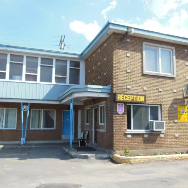 Motel Pierre, hotel v Montrealu