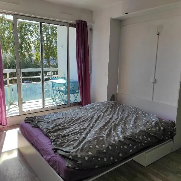 joli studio vu sur l adour dans résidence calme, hotel i Dax