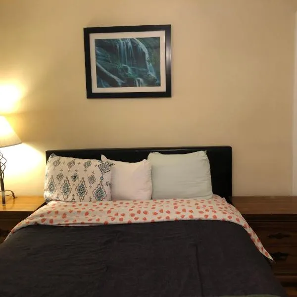 Brick House Retreat, hotel in Hamlet