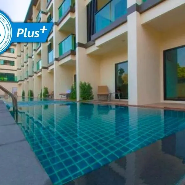 Viesnīca Airport Beach Hotel Phuket - SHA Extra Plus pilsētā Naijanga pludmale