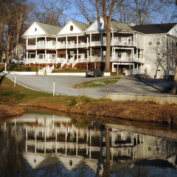 Acorn Hill Lodge and Spa, hotel in Lynchburg