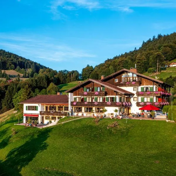 Alpenhotel Denninglehen, hotel v destinaci Berchtesgaden