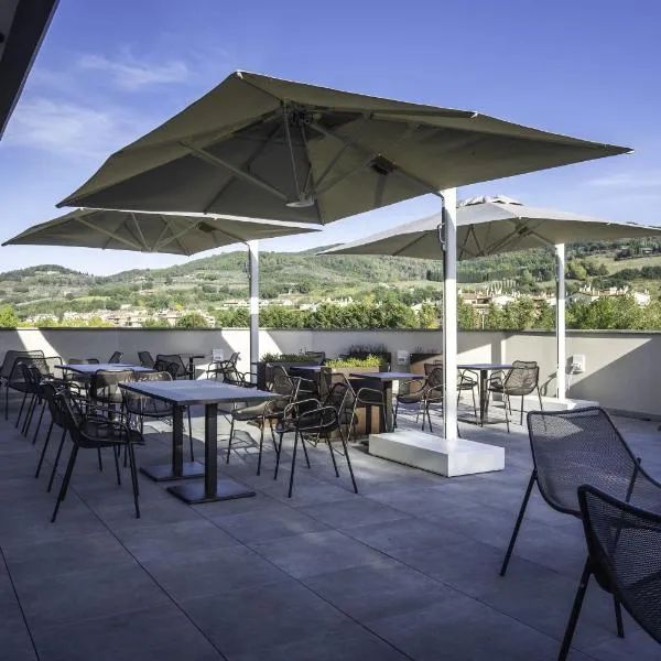 L'Anfora, hotel Derutában