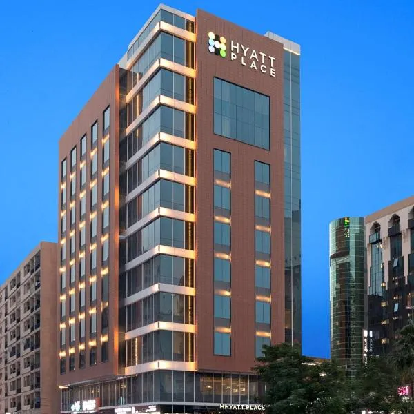 Hyatt Place Dubai Baniyas Square, hôtel à Dubaï