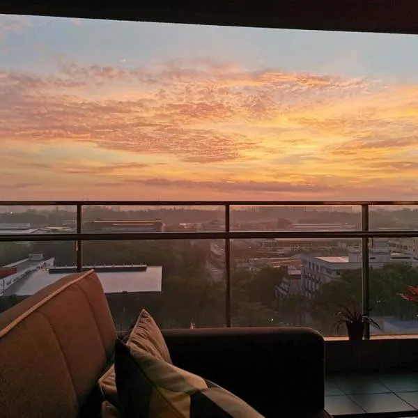 HINODE Geniehome 3BR free WIFI and CARPARK at Utropolis Shah Alam, hotel in Shah Alam