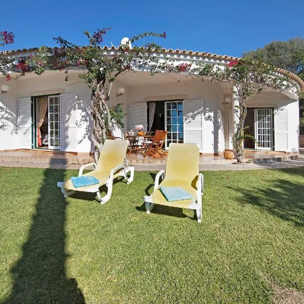 Casa do Barrocal, hotel in Almancil