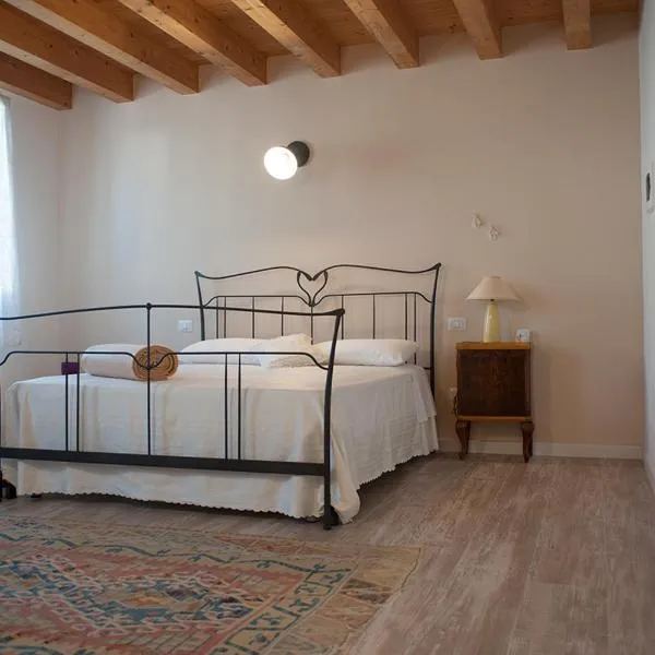 Al Giorgione, hotel v destinaci Caselle