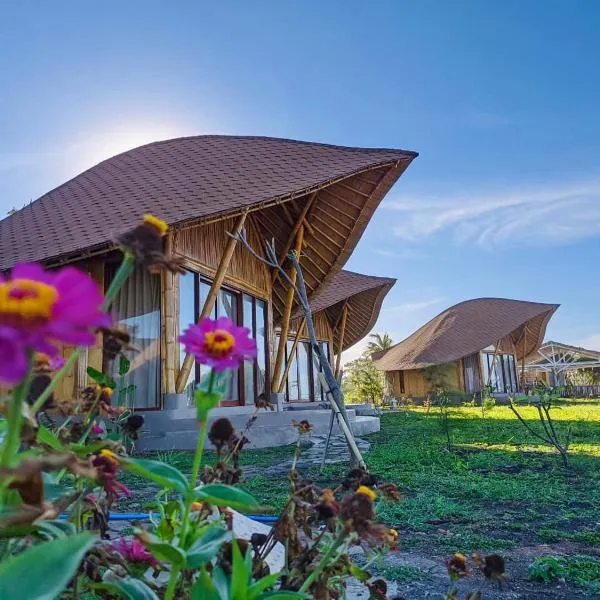 Tanoma Sumba, hotel in Maujawa