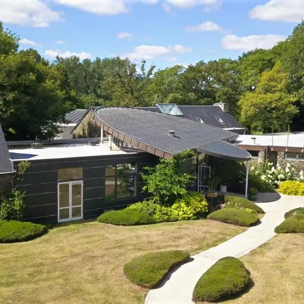 Logis Hôtel Le Keréden, hotel en Locarn