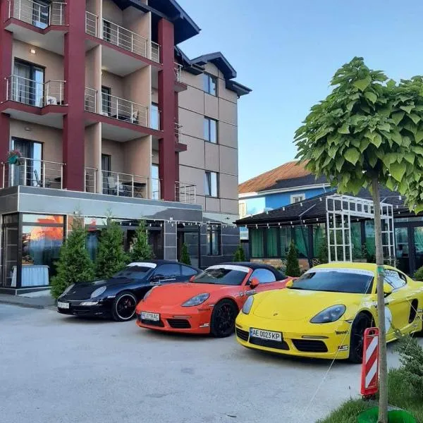 Biruza Club, hotel in Svyatopetrivske