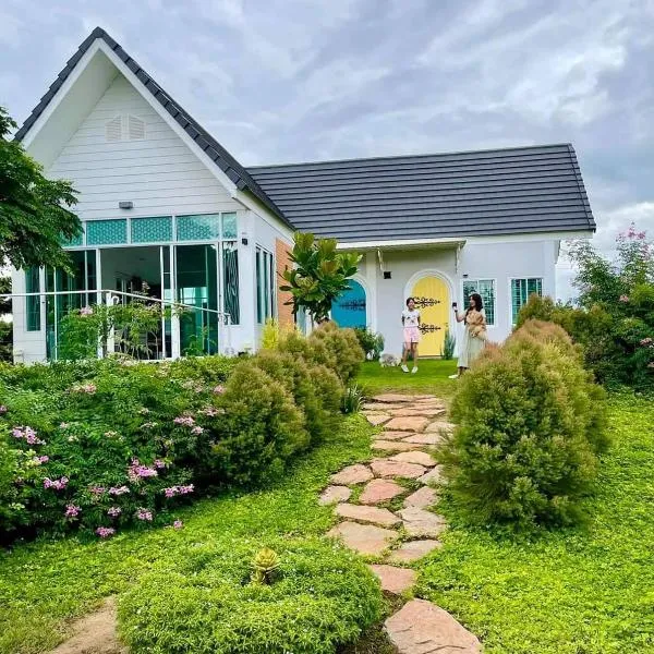 Baan Klang Khao Mountain Viewบ้านกลางเขา เมาเทนวิว, hotel in Ban Pang Asok