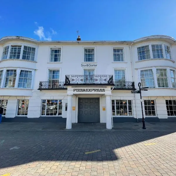 The Star and Garter Hotel, hotel in Penton Mewsey