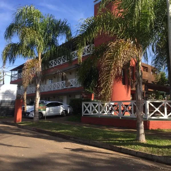 Hotel Mirador del Dayman, hotel v destinaci Termas del Daymán