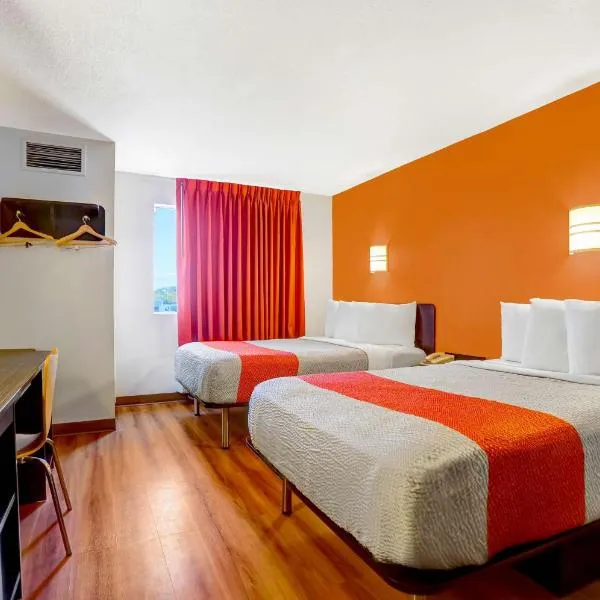 Motel 6-Benson, AZ, hotel in Benson