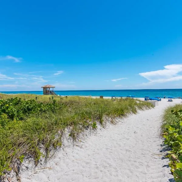 Spaces Sunny Oasis 4BR Retreat with 2 King Beds, Amazing Pool, near South Florida Beaches, hotel em Deerfield Beach