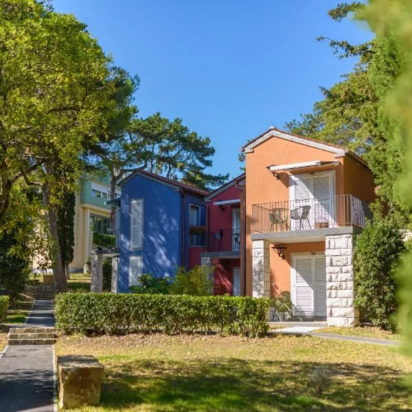 Holiday Park Vile - Terme Krka, hotel in Strunjan
