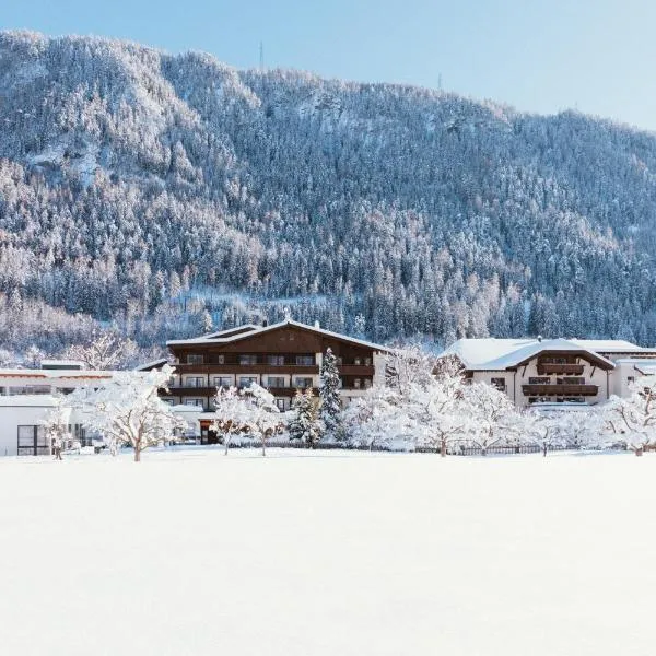 Gartenhotel Linde 4 Sterne Superior, hotel en Ried im Oberinntal