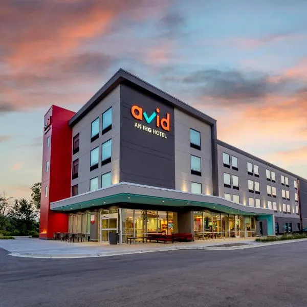 avid hotels Milwaukee West - Waukesha by IHG, hotel v destinaci Pewaukee